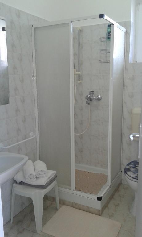 Rupa Guest House Surina App Surina'S Green Holiday מראה חיצוני תמונה